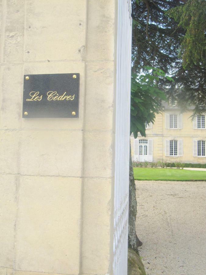 Bed & Breakfast Chateau Les Cedres Bretteville-l'Orgueilleuse Kültér fotó